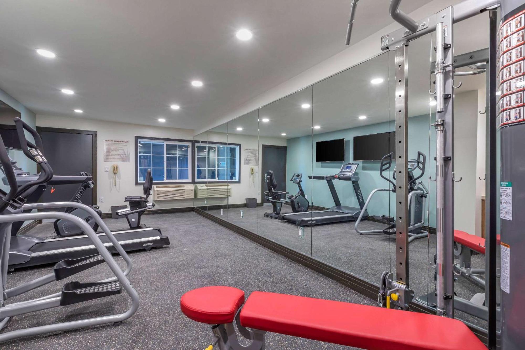 Bluestem Hotel Torrance Los Angeles, Ascend Hotel Collection Bagian luar foto